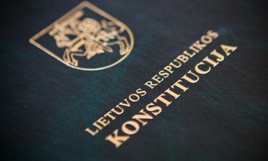 Spalio 25 d. – Lietuvos Respublikos Konstitucijos diena