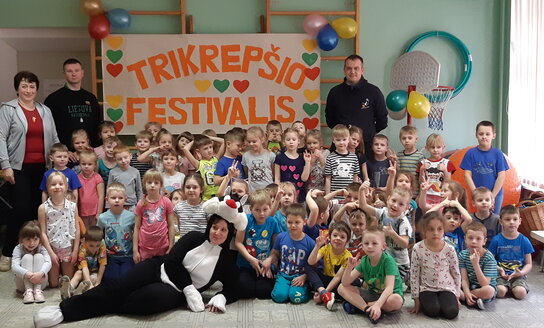 Lopšelio-darželio "Auksinis raktelis" ugdyiniai dalyvavo trikrepšio festivalyje