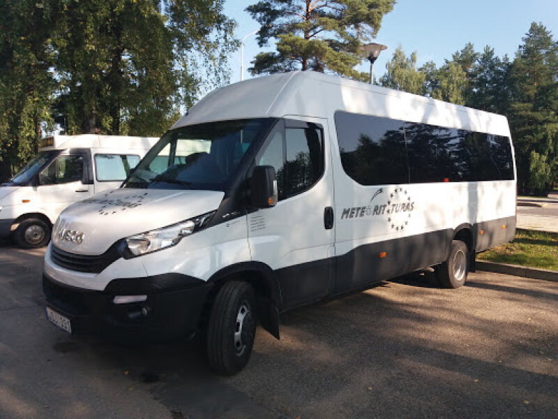 UAB “Meteorit turas”  informuoja apie autobusų eismą nuo gegužės 15 d.