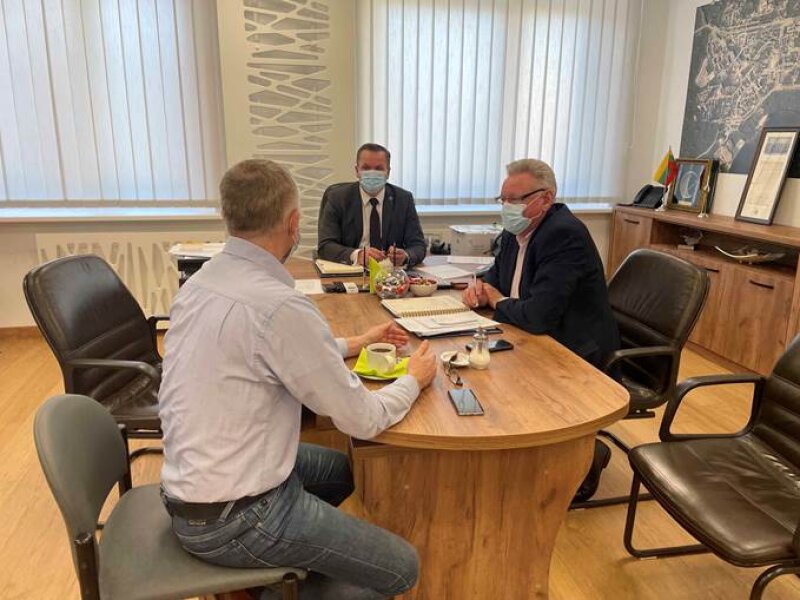 Pasitarimas su Visagino ligoninės direktoriumi dėl pirminės sveikatos pagalbos Ukrainos migrantams