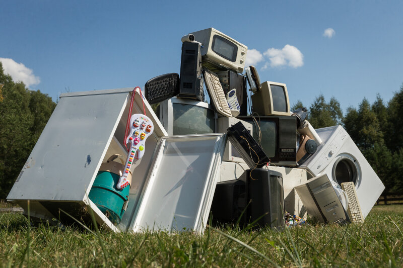 Artėja tarptautinė elektronikos atliekų diena – užsisakykite nemokamą jų išvežimą