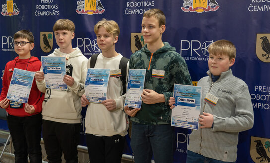 Visagino „Verdenės“ gimnazijos mokinių komanda dalyvavo ROBONET projekto robotų čempionate