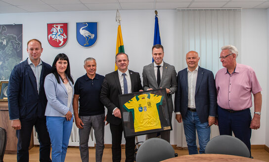 Visagine lankėsi Lietuvos futbolo federacijos prezidentas ir kiti garbūs futbolo atstovai