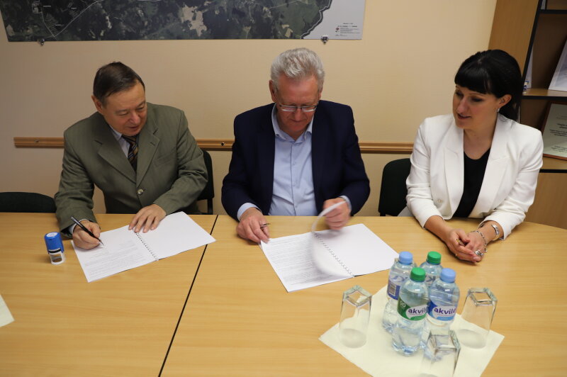 Pasirašyta Visagino savivaldybės administracijos profesinės sąjungos kolektyvinė sutartis