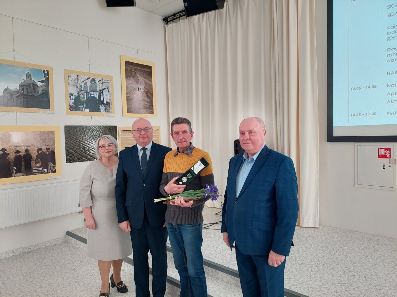 UAB „Visagino būstas“ darbuotojui buvo įteiktas Lietuvos komunalininko garbės ženklas