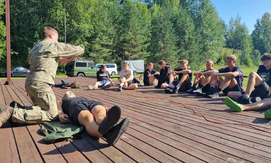 Įgyvendinta sukarinta stovykla „Kariuomenė ne baubas III“