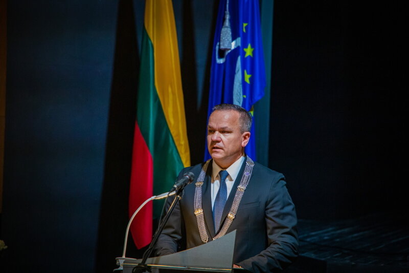 Šiuo metu vyksta iškilmingas Visagino savivaldybės tarybos posėdis